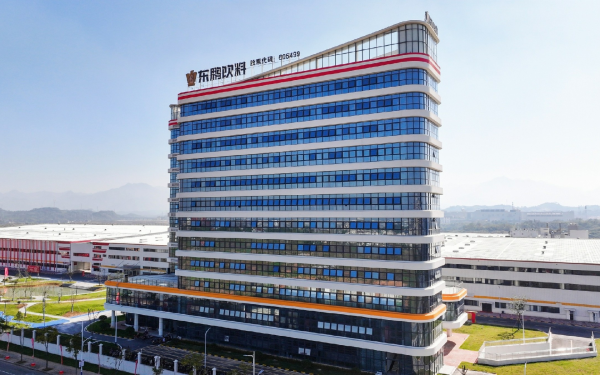 美港通证券 东鹏饮料, 千亿之后的野心