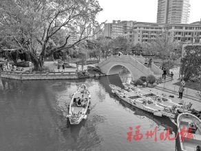 火山策略 坐滨海快线 打卡沿途美景